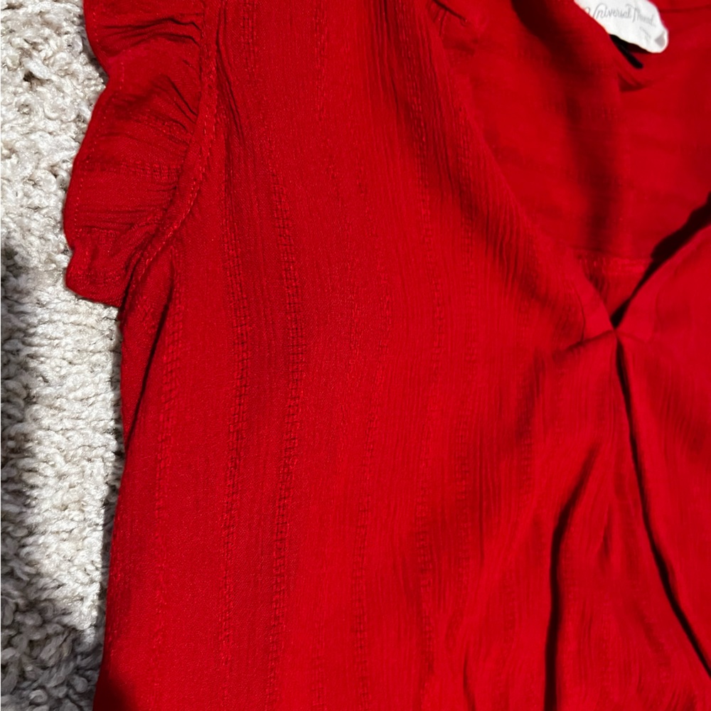 Red blouse - Picture 2 of 4